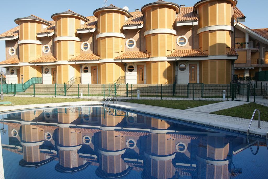 Apartamentos Quinto Sueno ノハ エクステリア 写真